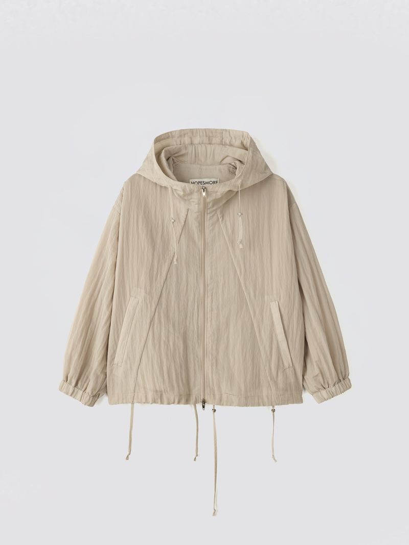 HOPESMORE(ホープスモア)の「String Hoodie Windbreaker_Beige(Jackets/Outerwear)」