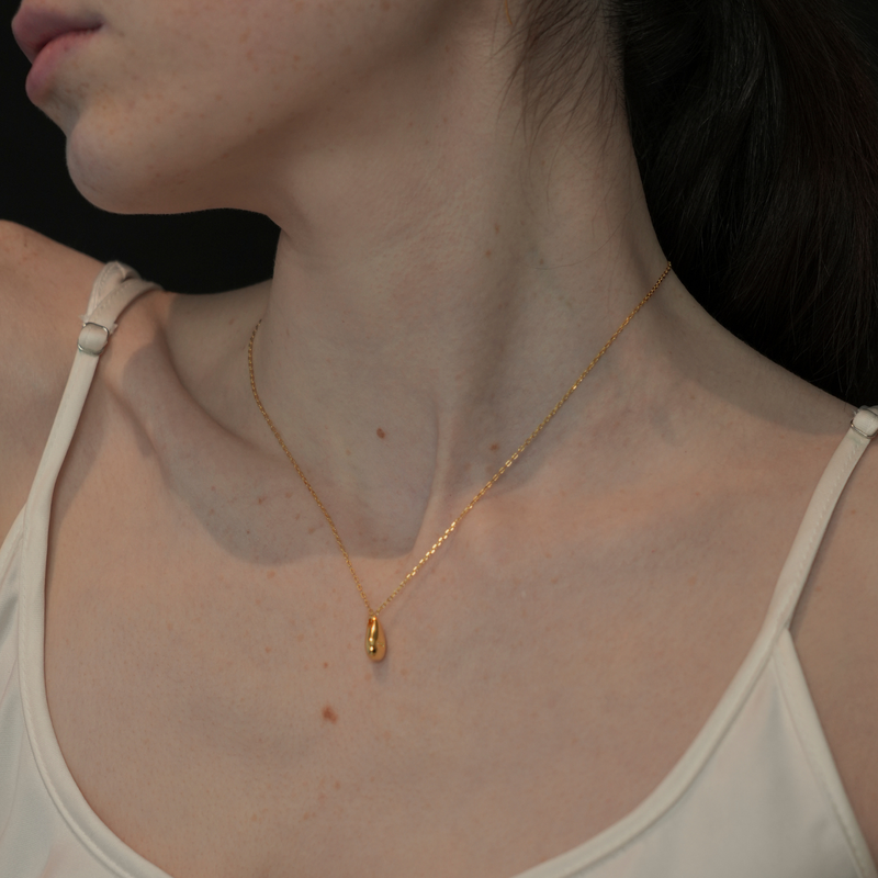 drop necklace