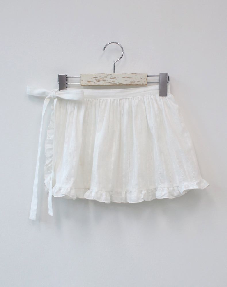 frill apron skirt
