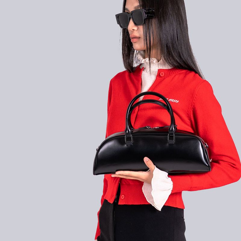 HALF-MOON BOWLING BAG