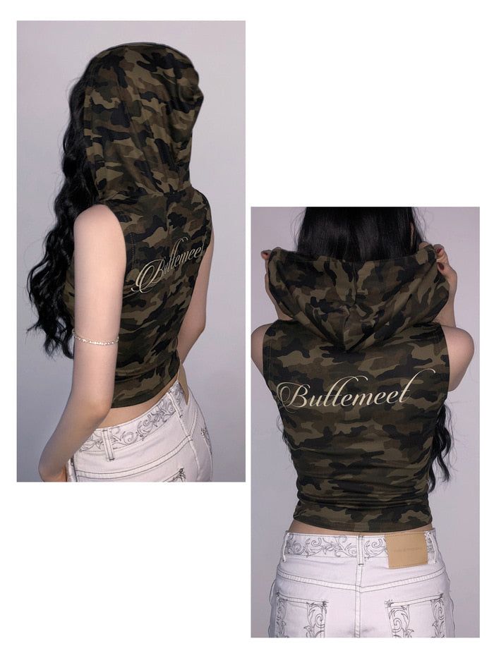 onthenextpage（オンザネクストページ）の「Camo pattern Sleeveless Hoodie（Tops）」