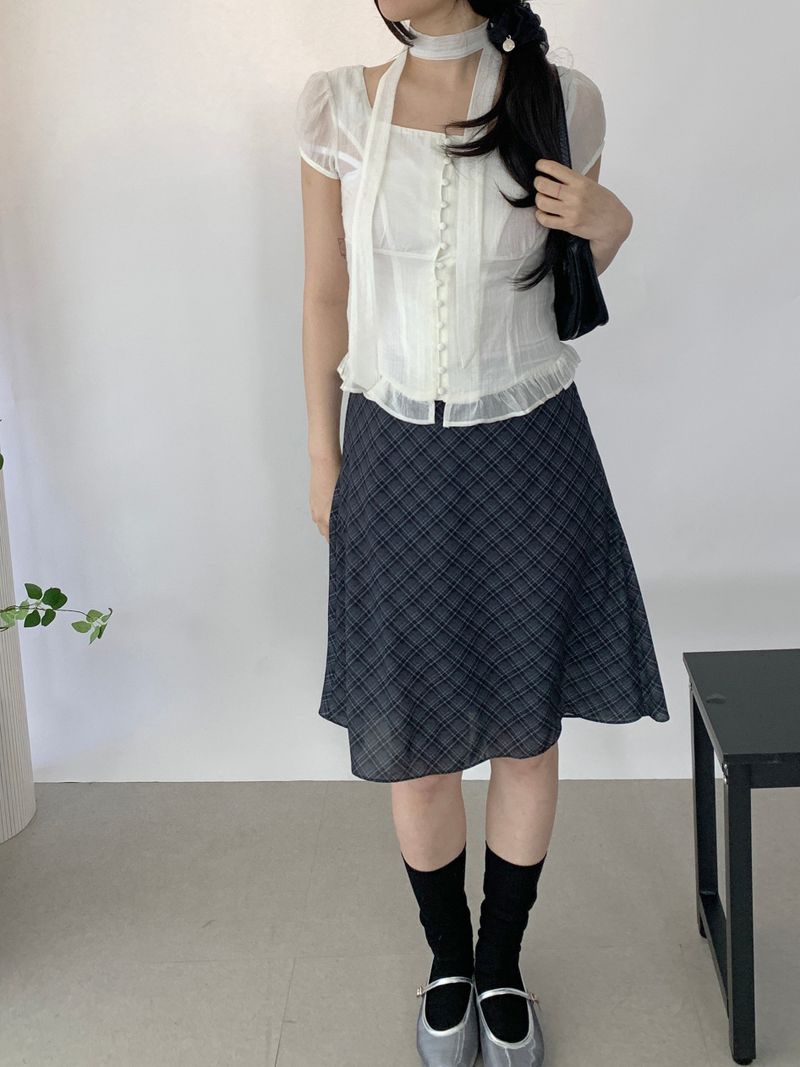 Rivenne Tie Short Sleeve Blouse