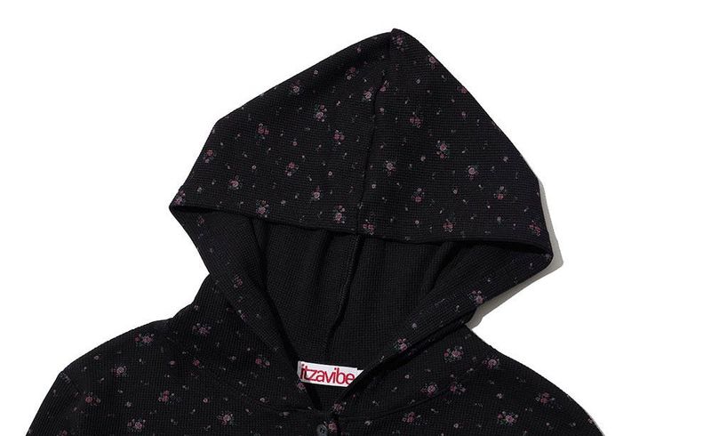 FLOWER WAFFLE BUTTON HOODIE - BLACK