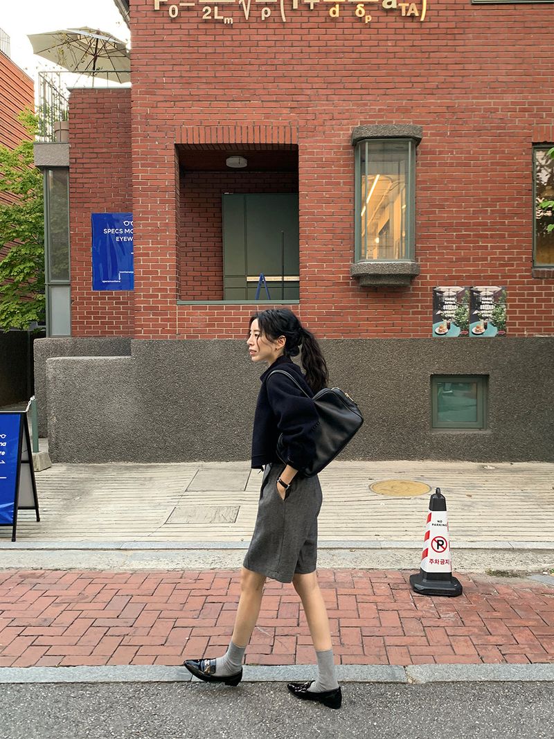 [MADE] Fidic Wool Herringbone Bermuda Pants