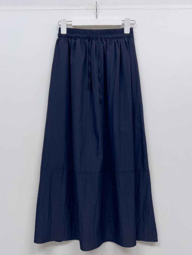 Juicy Nylon Flare Long Skirt