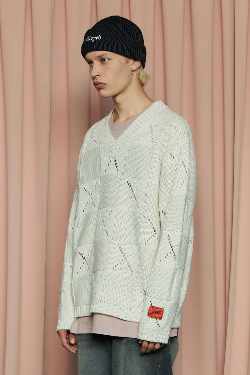 ARGYLE CHECKER V NECK KNIT / IVORY