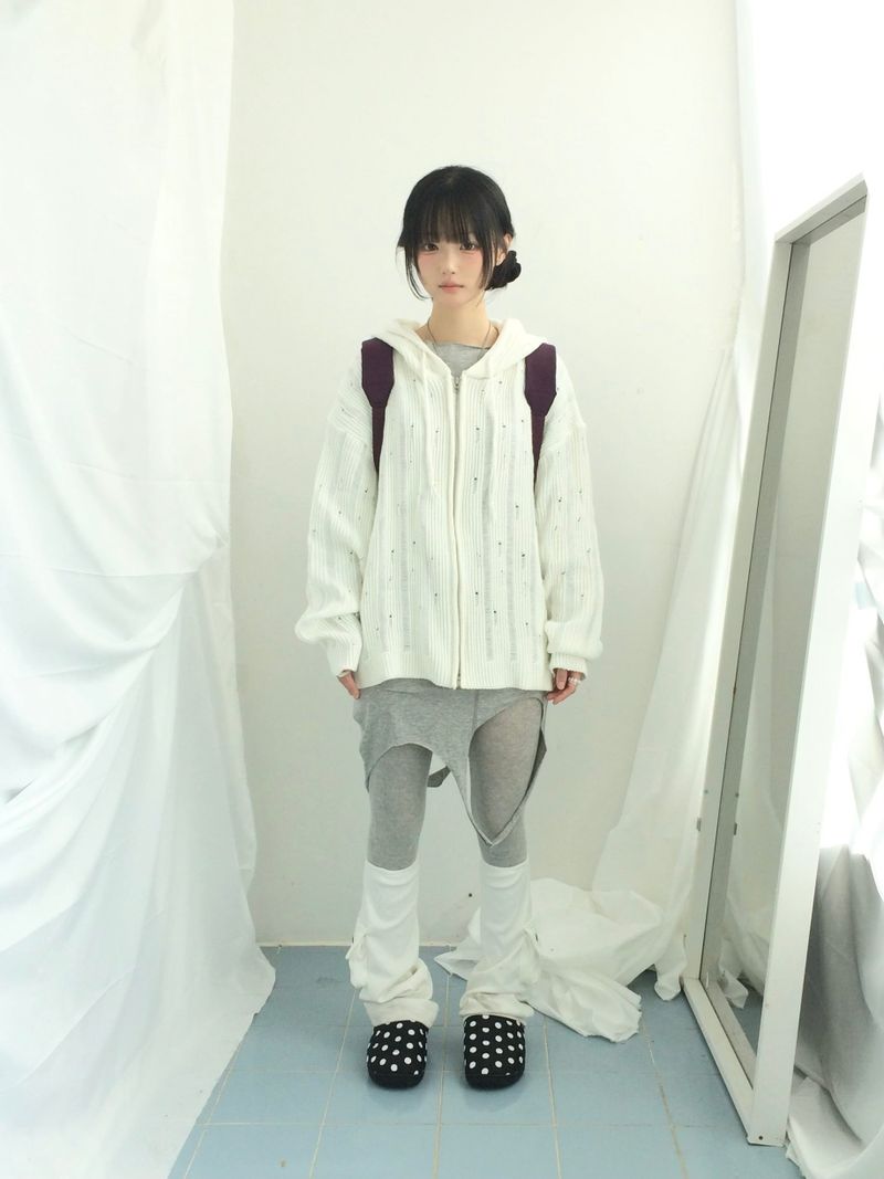 ner.ui.bin（ノエビン）の「パンチダメージフーデッドニットウェアジップアップ（ジャケット/アウター）」