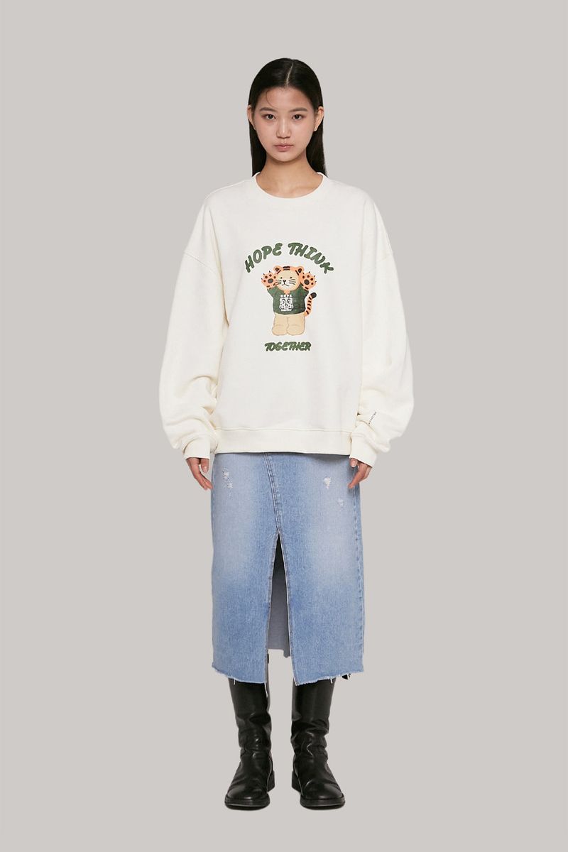 HTT Tiger Bear Crewneck_Cream