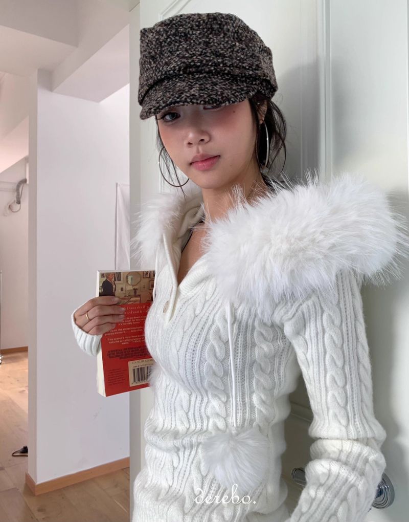 Snow Buddy Hood Twisted Knitwear