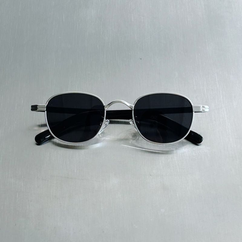 FADE MEET（フェードミート）の「Silver Frame Glasses（Fashion Accessories）」