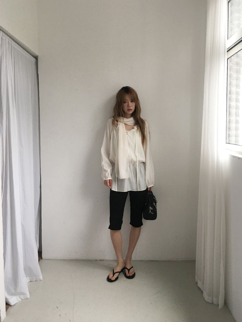 Essential capri pants