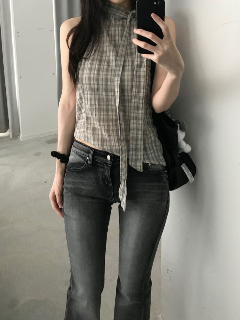 Check halter top (2 colors)