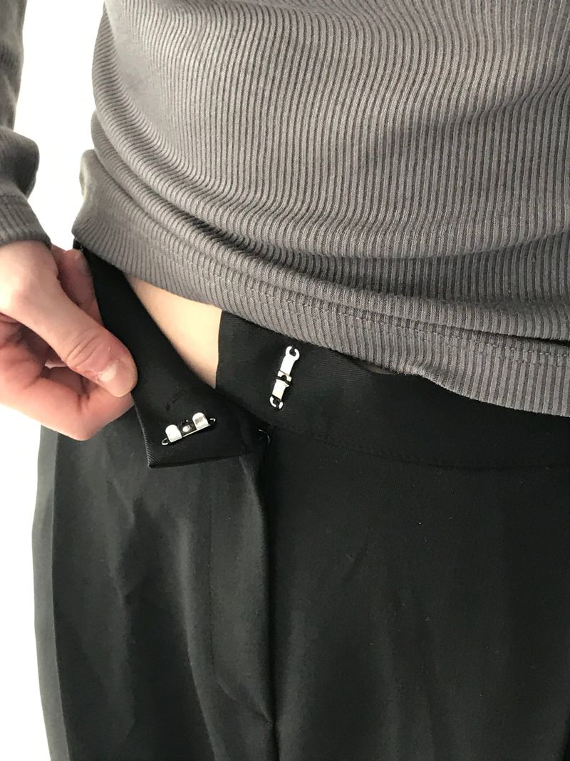 Cielo one tuck slacks