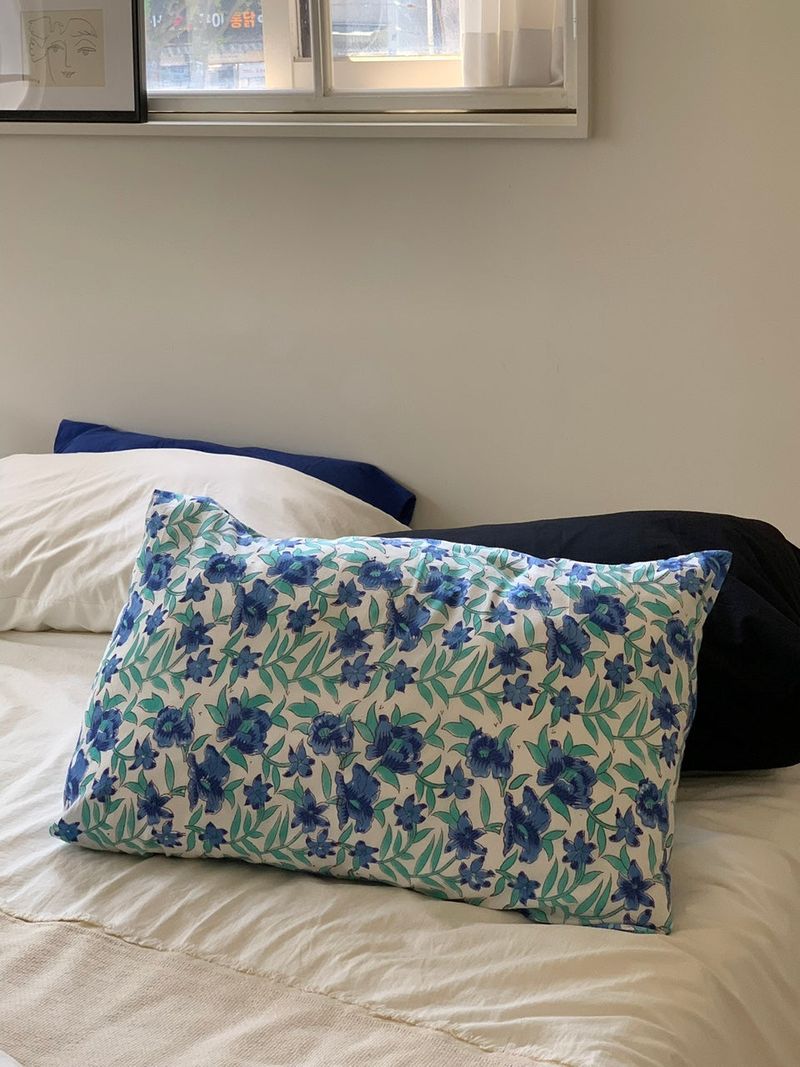 Hucha Pillow Cover (Hand-block Print)