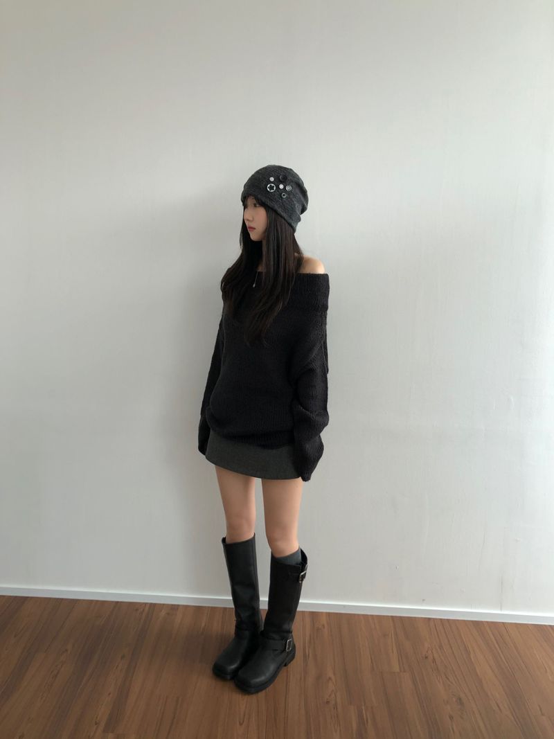 Lev wool mini skirt (2 colors)