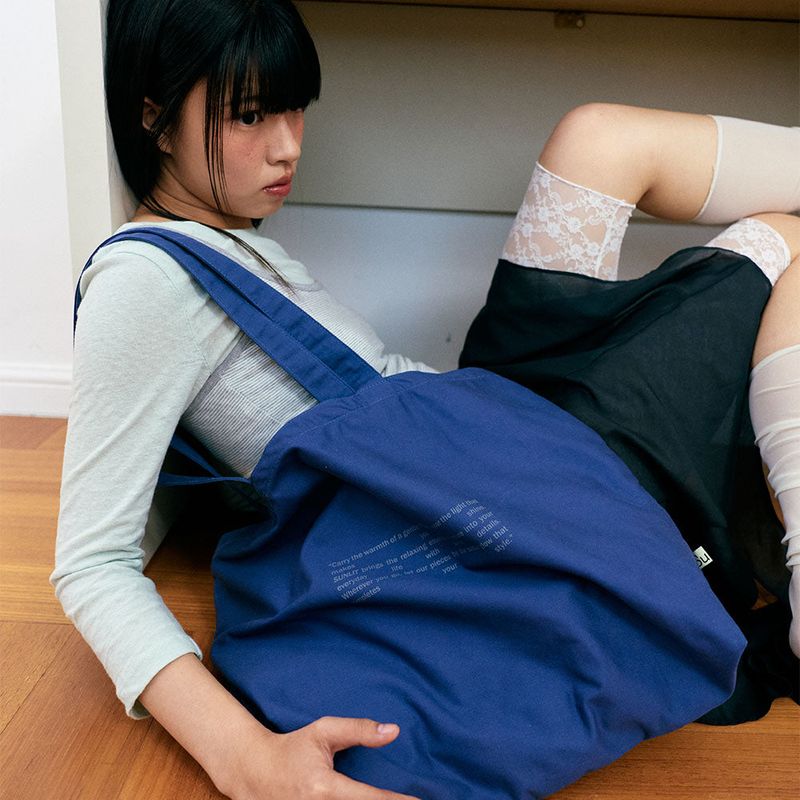 Sunlit（サンリット）の「Sunlit Lettering Eco Bag (Steel Navy)（Bags）」