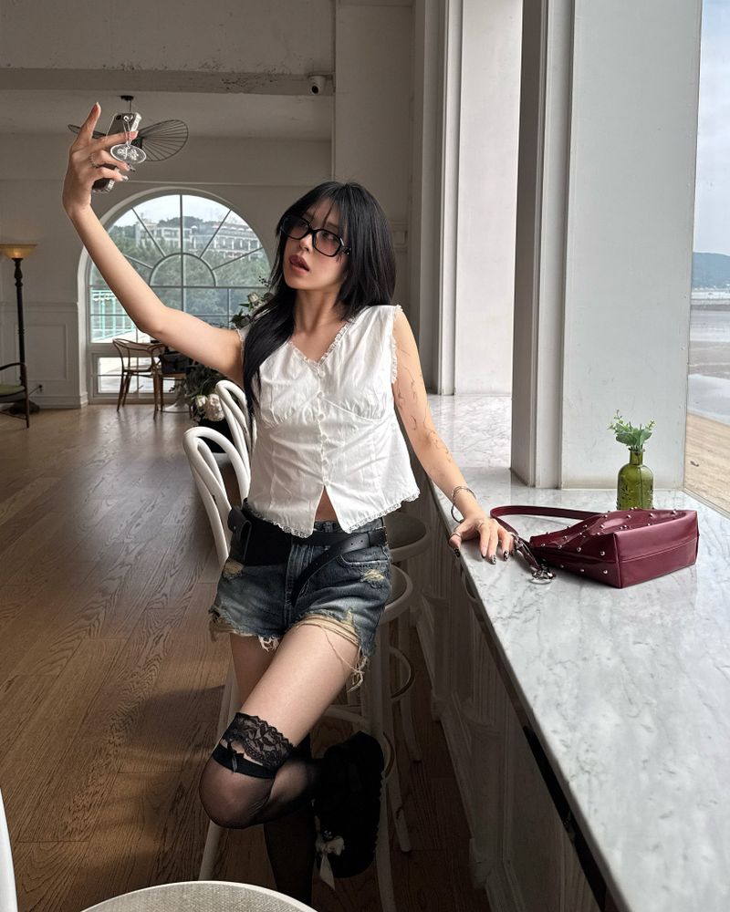 Cut vibe denim short pants