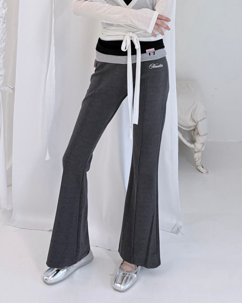 Hailey Pintuck Bootcut Leggings