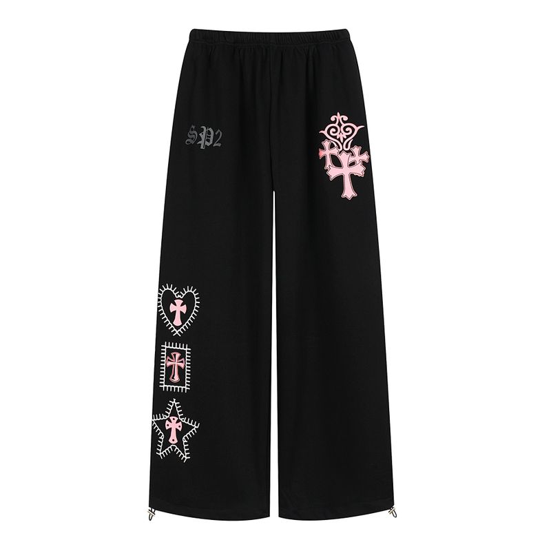 Cozy&Kitsch(コージーアンドキッチ)の「Asher Cross Graphic Sweat Pants(Pants)」