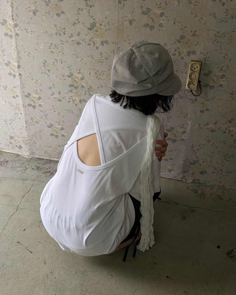 fungus（ファンガス）の「バック ホール コットン ティー（トップス）」