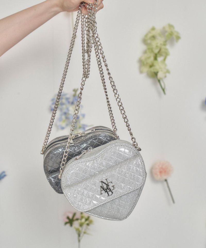 ANDGEEBEE(アンジービー)の「ラメハートキルティングショルダーバッグ(Bags)」