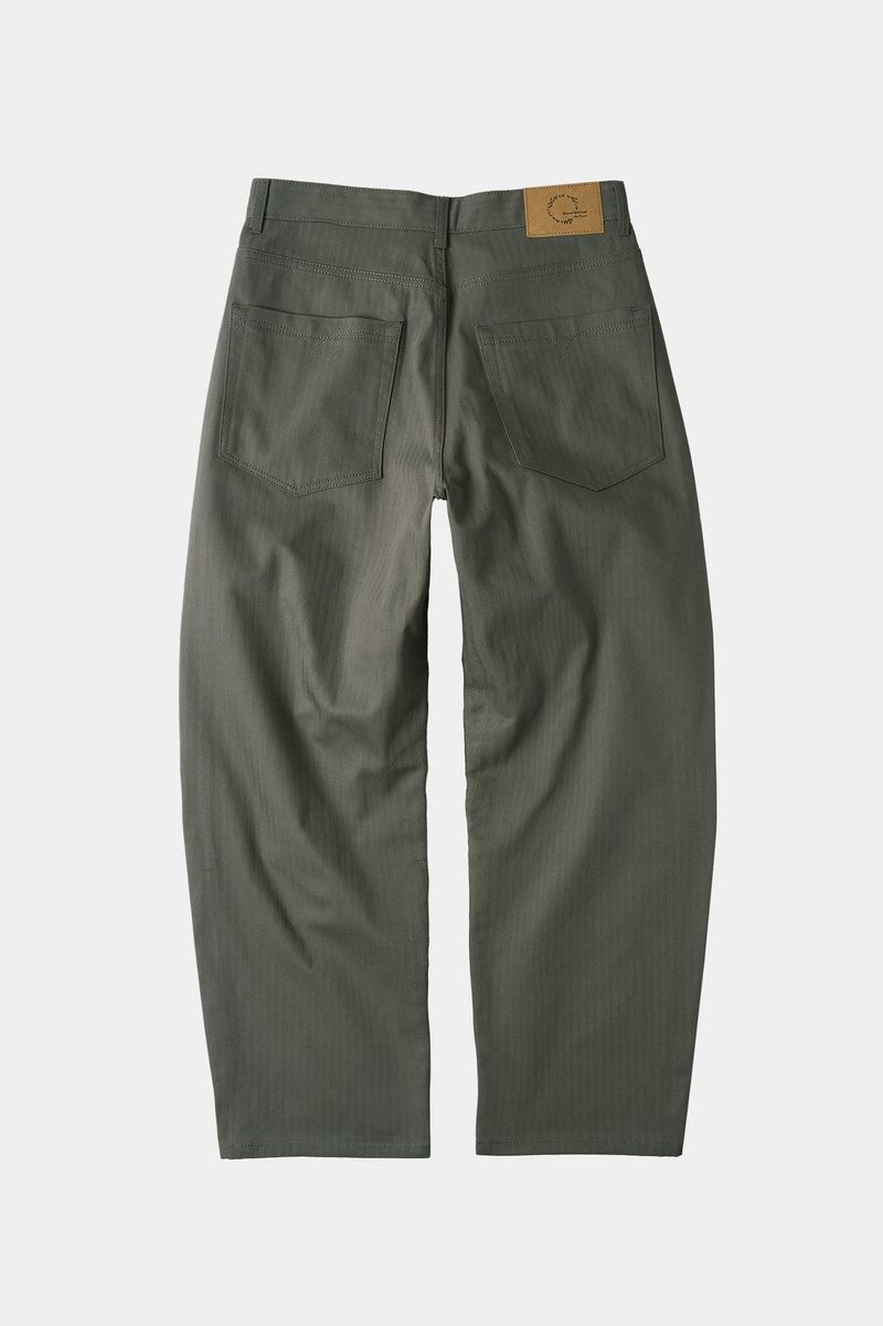 Semi Curved Herringbone Twill Pants (Khaki)