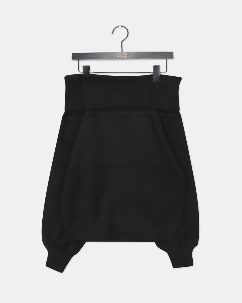 Jeune Off-Shoulder Loose-Fit Long Sleeve Knit