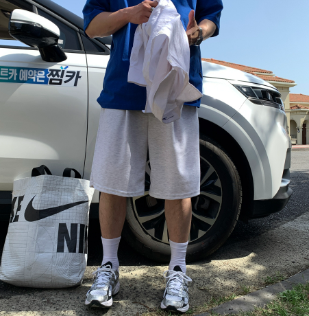 Moseley Bermuda Pintuck Shorts