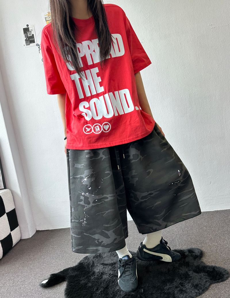 オーバーワールド ビッグレター グラフィック セミクロップ Tシャツ 4カラー