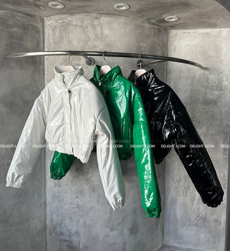 Enamel Glossy Cropped Padding