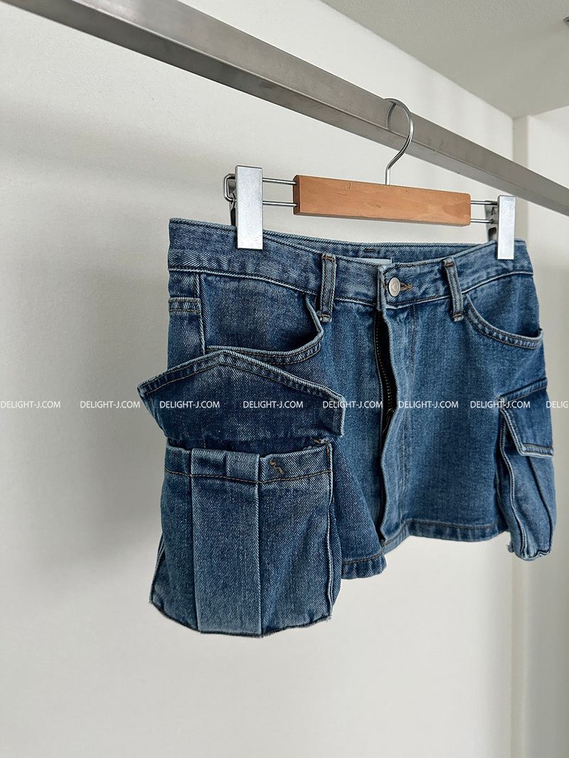 Wafer pocket low jean skirt