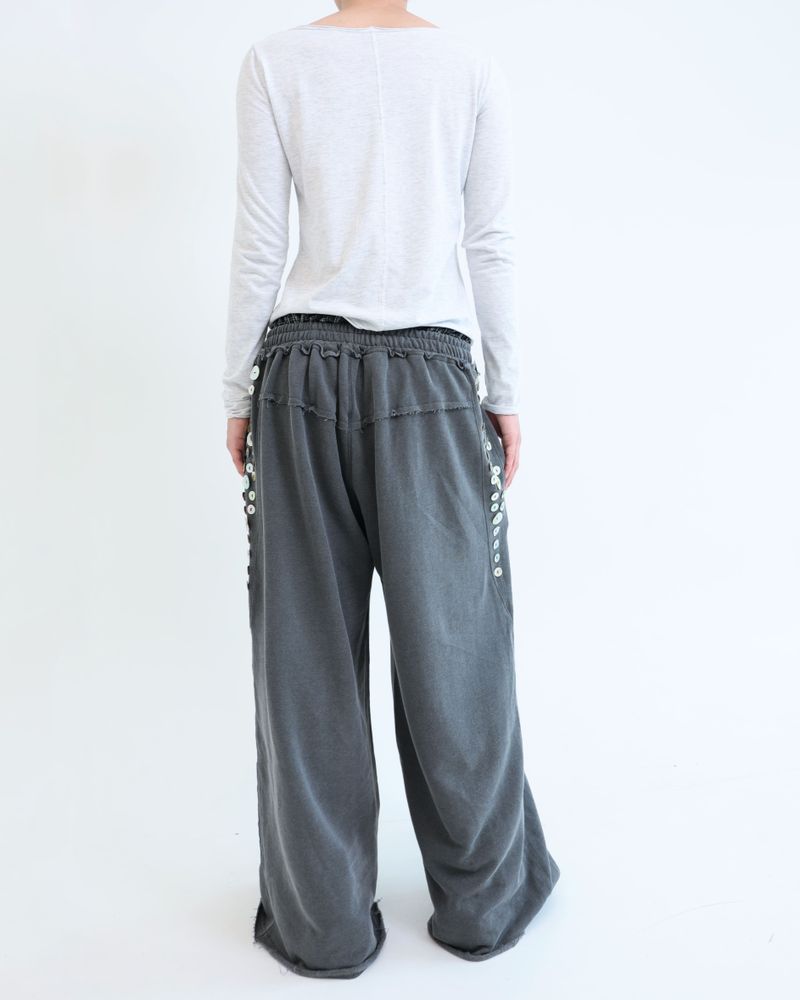 Button underwear sweatpants