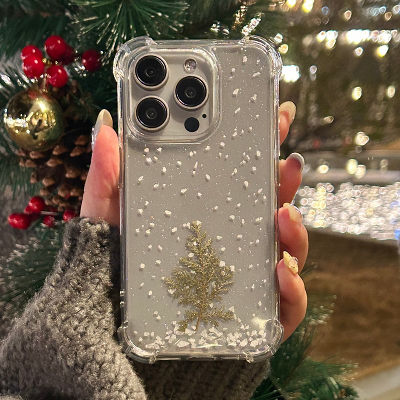 snowing day resin case