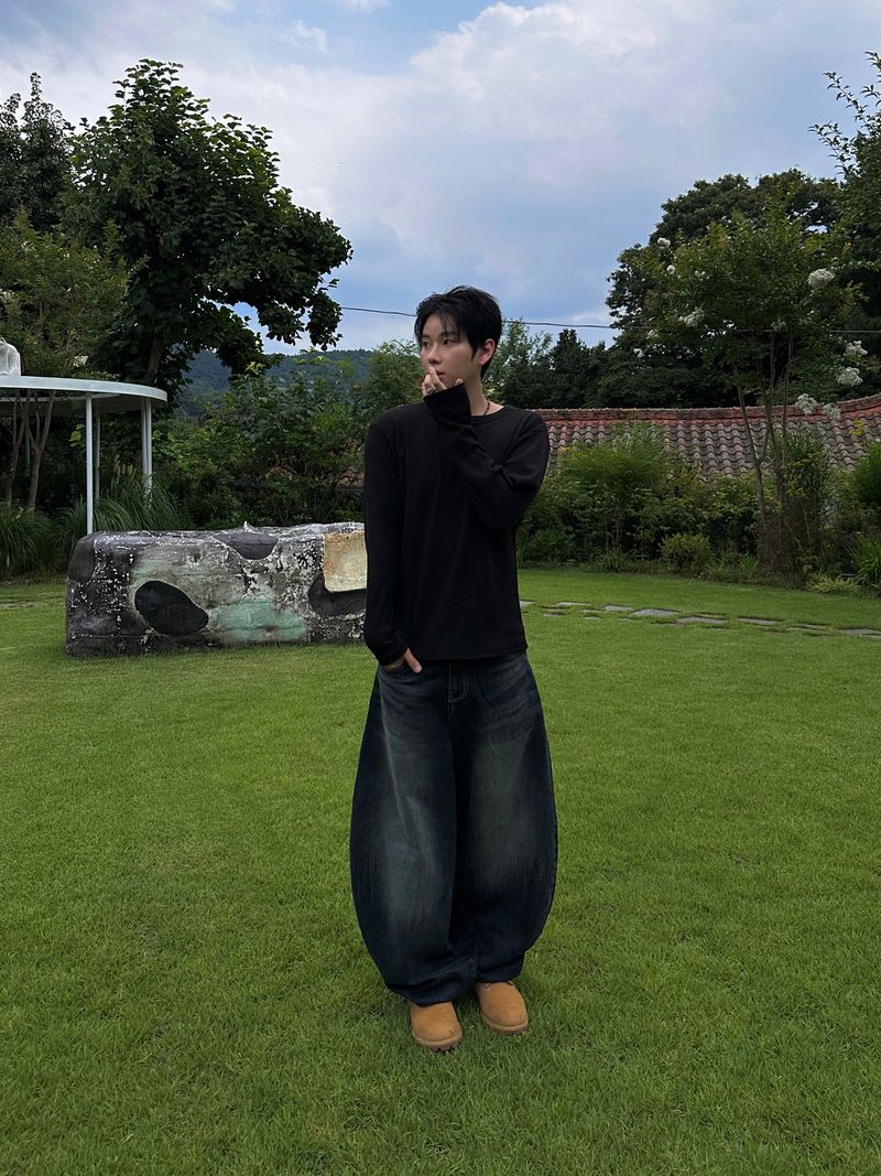 Stand Cat Balloon Denim Pants