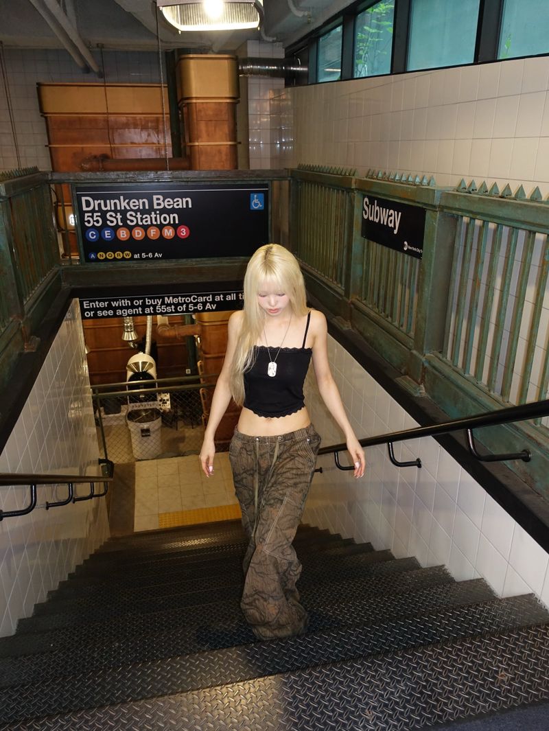 black lace cropped sleeveless