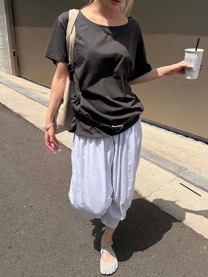 Side button off-shoulder t-shirts(4color)