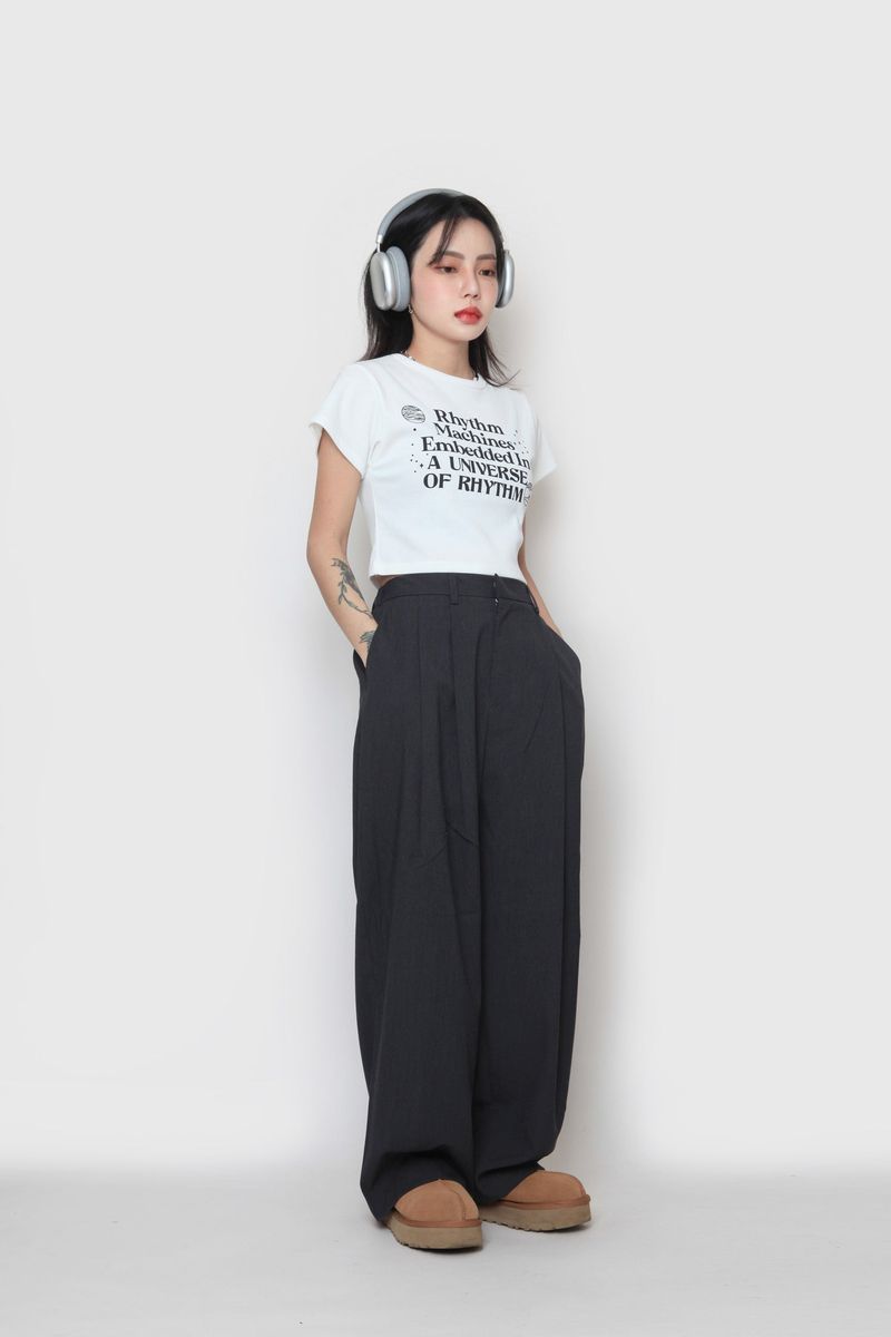 cropped T-shirt