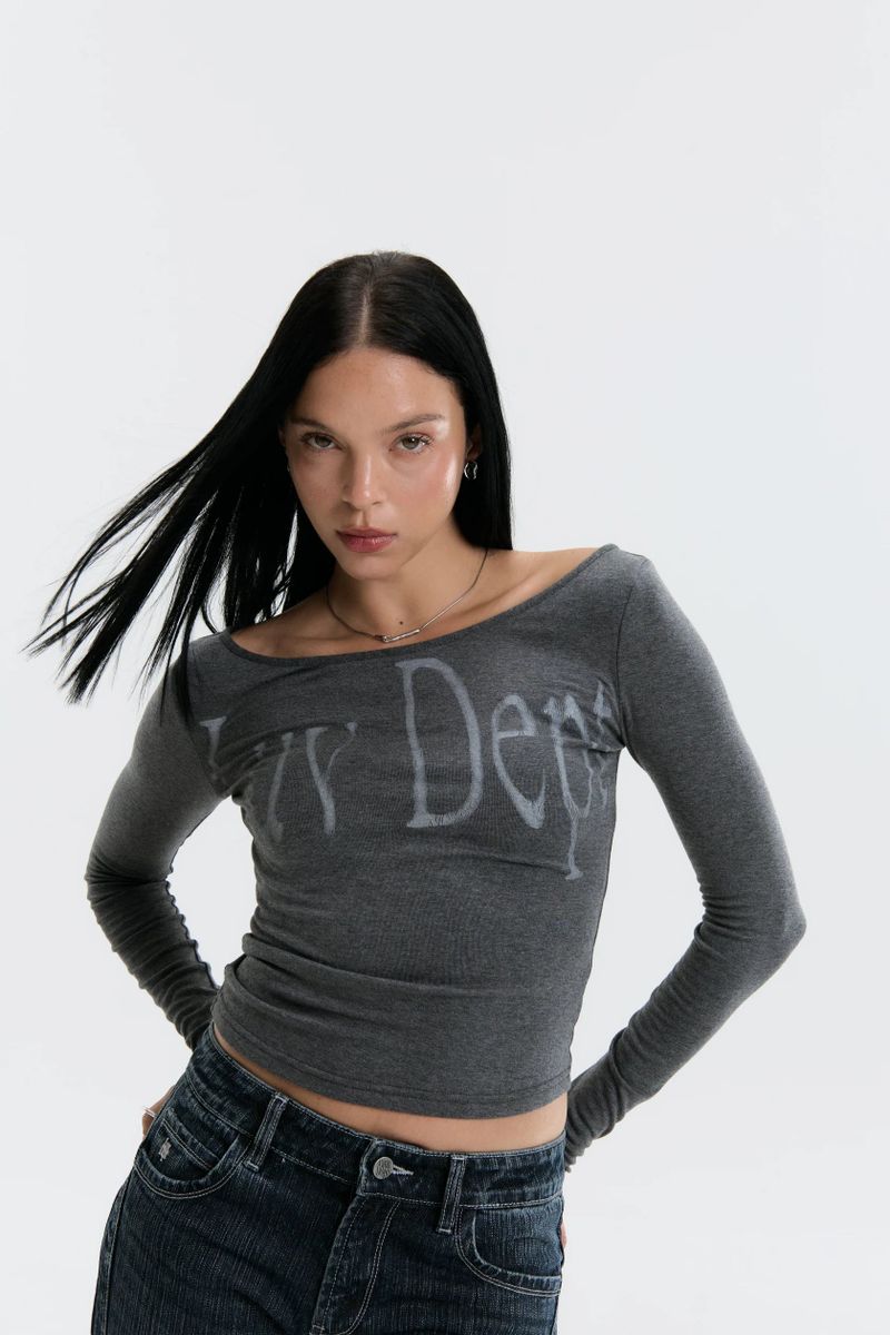 We Fell In Love In Reality（ウィ フェル イン ラブ イン リアリティ）の「Signature Luv Dept Top-2 colour （Tops）」