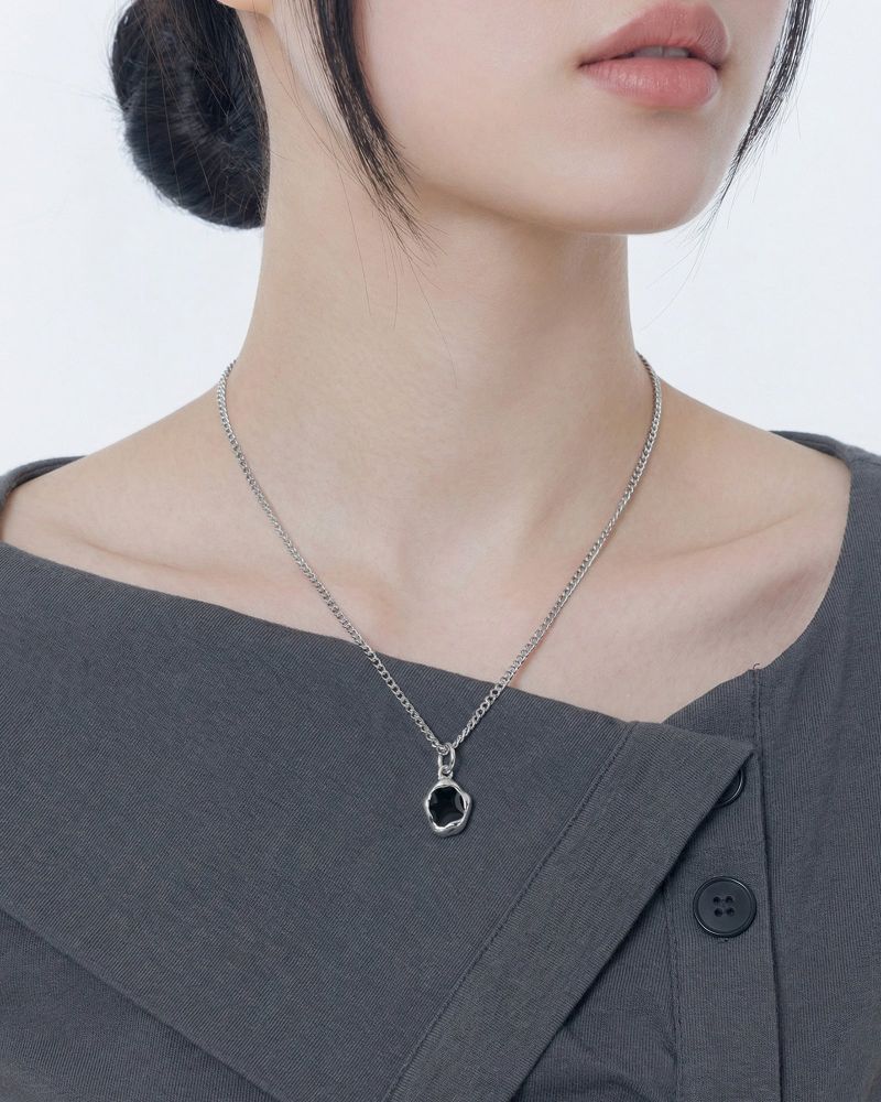 nonenon（ノンノン）の「フレキシブル ネック シルバー925（アクセサリー）」