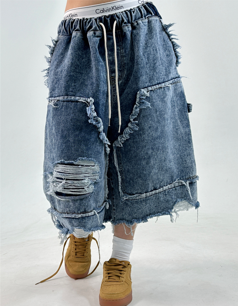 CARPENTER STRAP POINT DEMI WASH BERMUDA💙🖤 - 2 COLORS