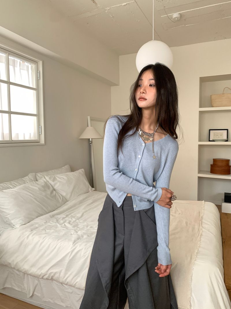 WOOL V-NECK CARDIGAN (5C)