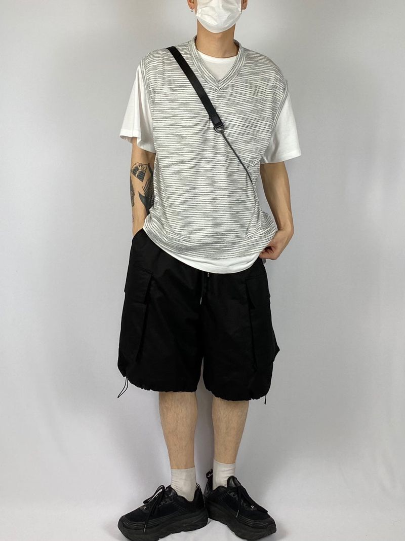 Boucle v neck layered vest