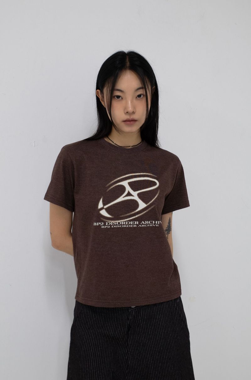 Big Graphic Logo Crop Tee Brown