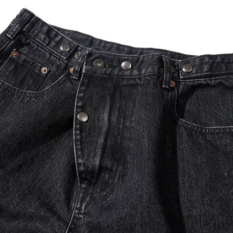 Goblin denim BERMUDA shorts / Black