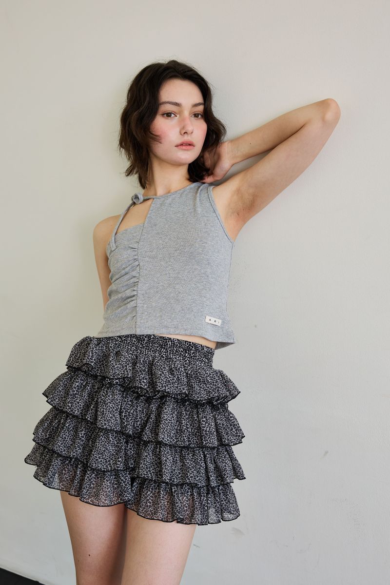 BEBE UNBALANCE SLEEVELESS TOP / GRAY