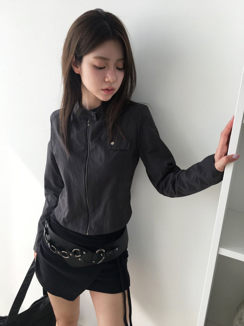 High-neck snap short jacket