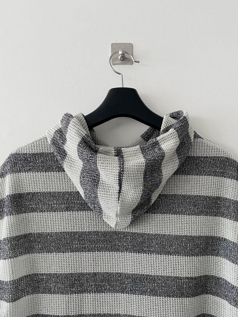 Grunge stripe knit vest