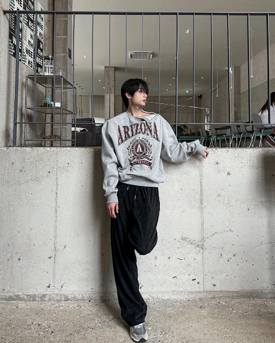 open five button rizona sweatshirt