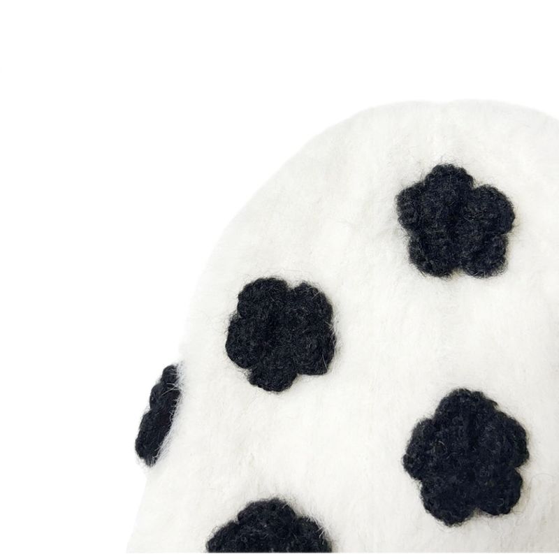 flower beanie (white)