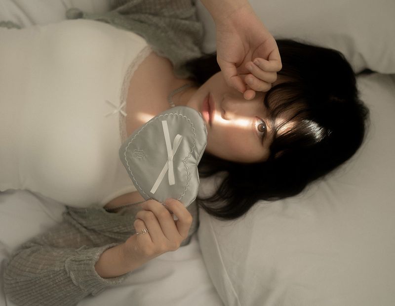 Ribbon Heart Bag _ Sliver